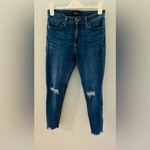 Just Black Denim Distressed Ankle Skinny Stretch Blue Jeans